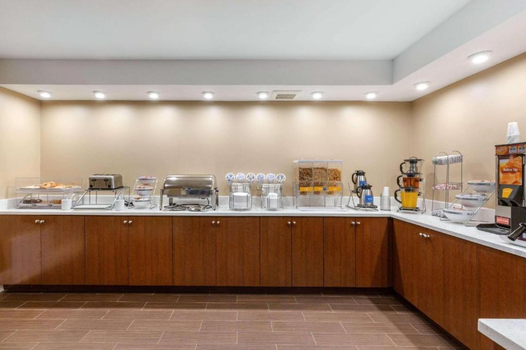 Comfort Inn Danvers - Boston North Shore Bagian luar foto